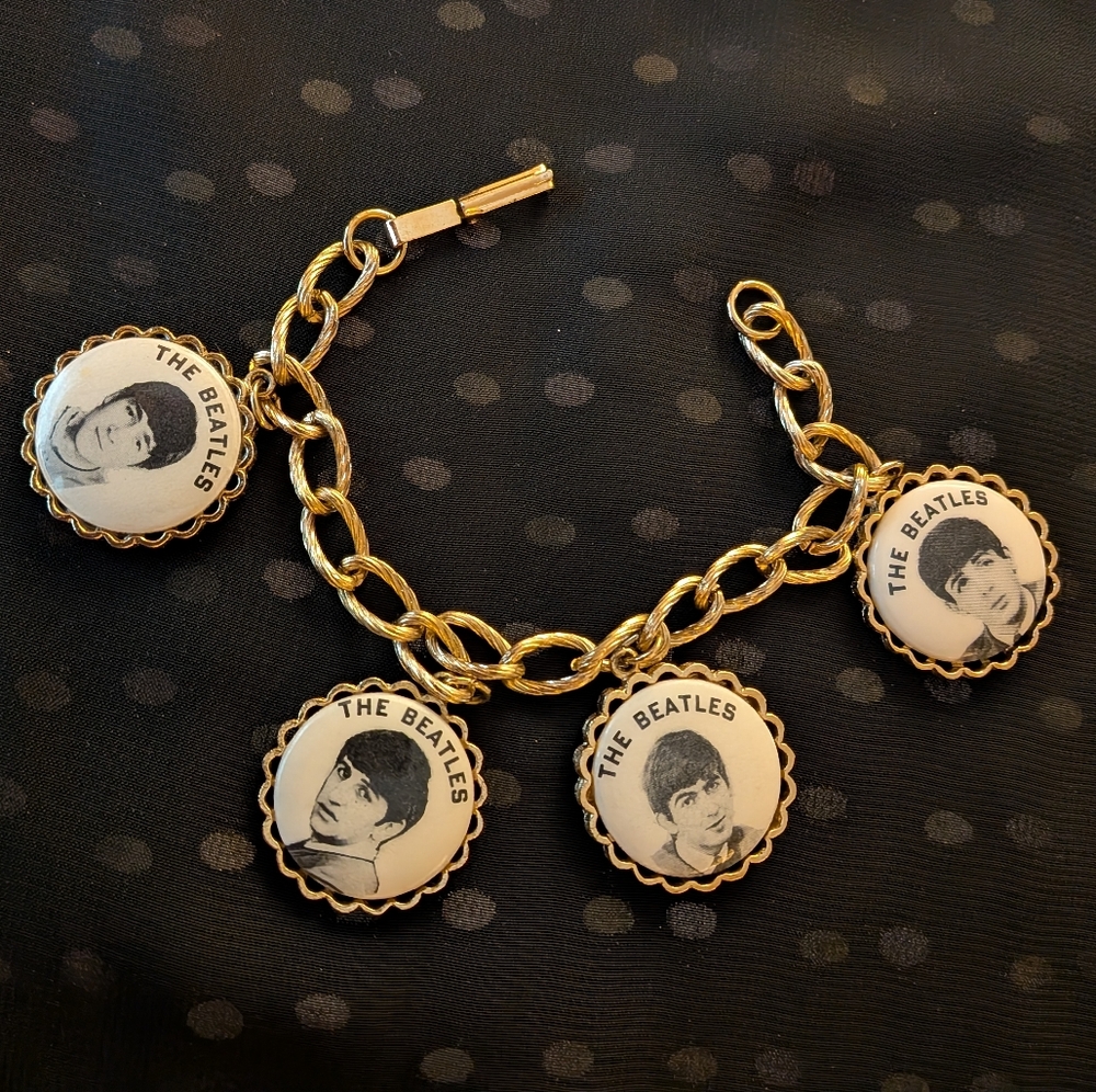 Vintage 1964 Collectable Beatles Charm Bracelet - 6.5" Gold Tone Chain